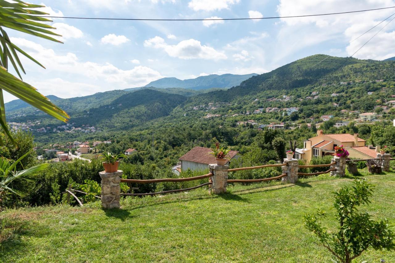 Sea View Apartment With Garden Near Opatija Veprinac Kültér fotó
