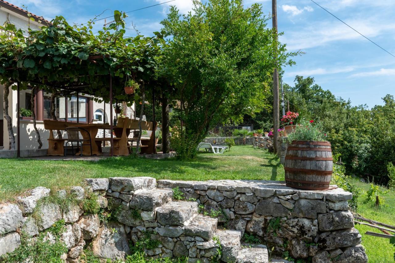Sea View Apartment With Garden Near Opatija Veprinac Kültér fotó