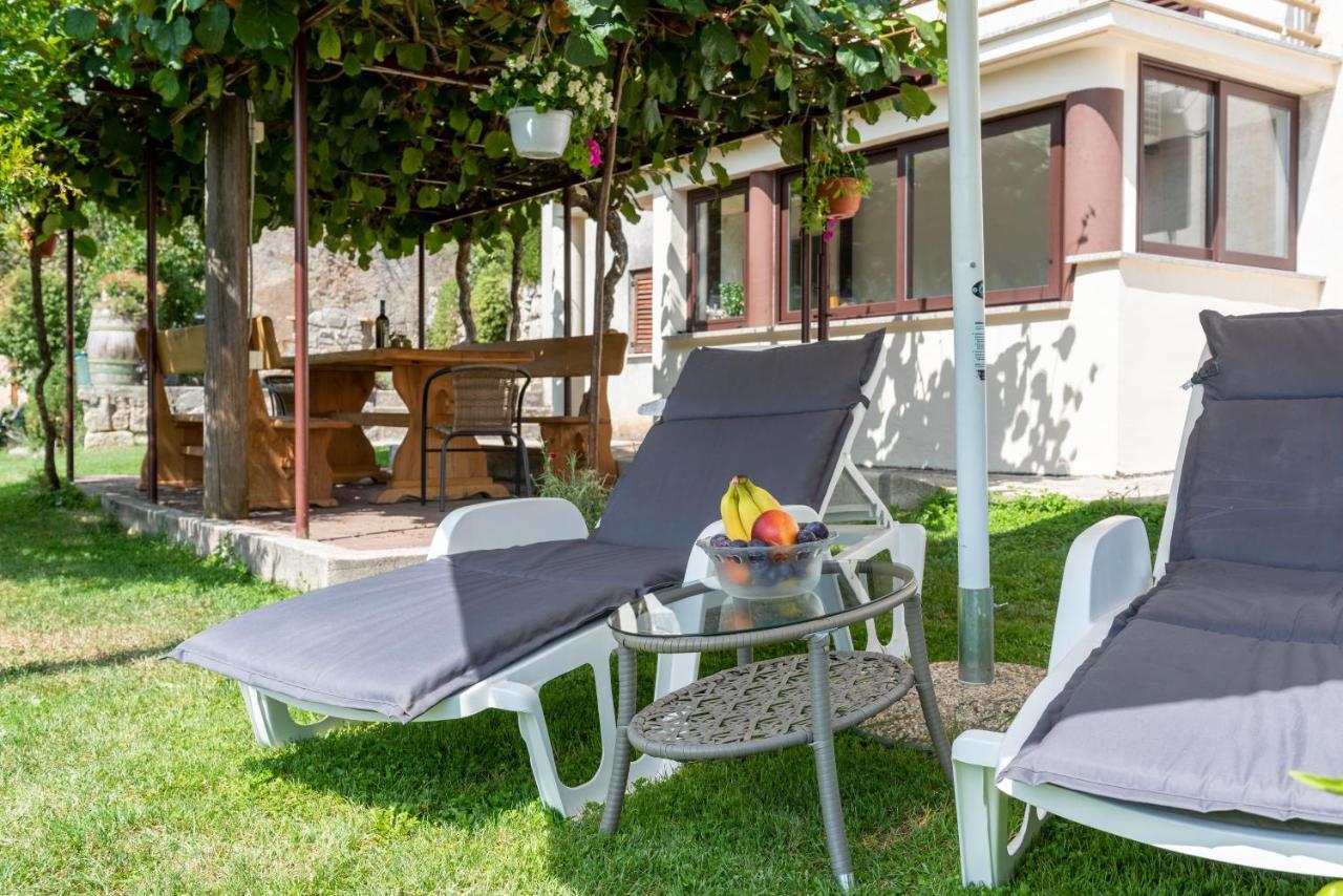 Sea View Apartment With Garden Near Opatija Veprinac Kültér fotó