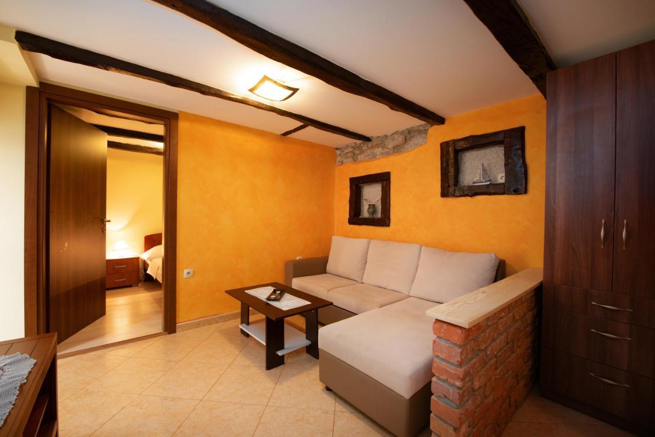 Sea View Apartment With Garden Near Opatija Veprinac Kültér fotó